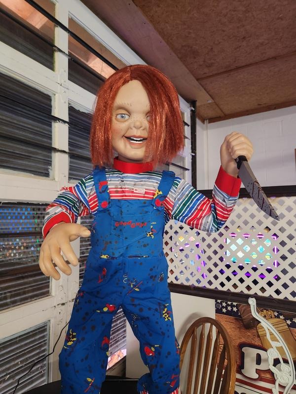3.5 ft. Animated LED Scarred Chucky Doll H38