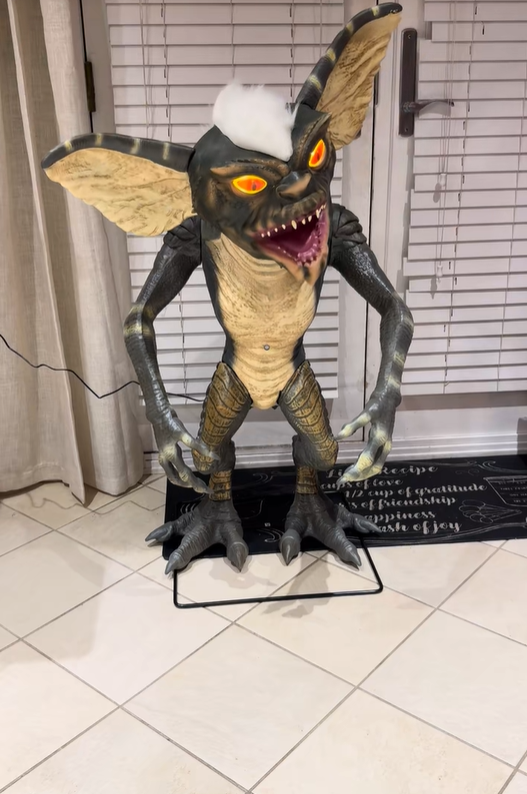 3.5 ft. Animated LED Gremlin Stripe